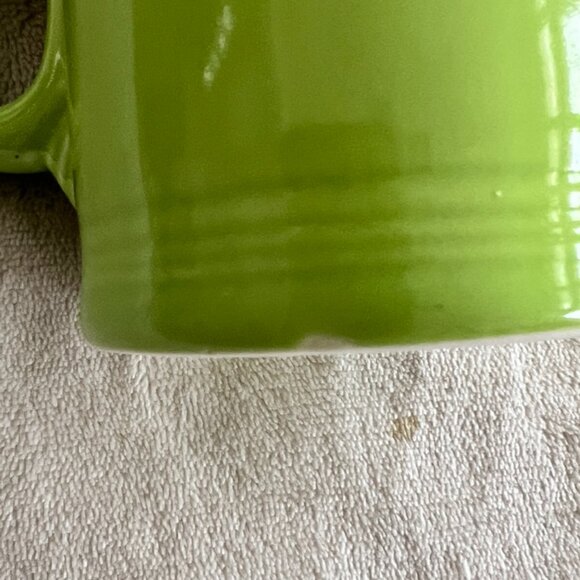 Vintage Fiesta, Fiestaware - Range Top Salt and Pepper, Chartreuse - Post 1986 - Picture 7 of 12